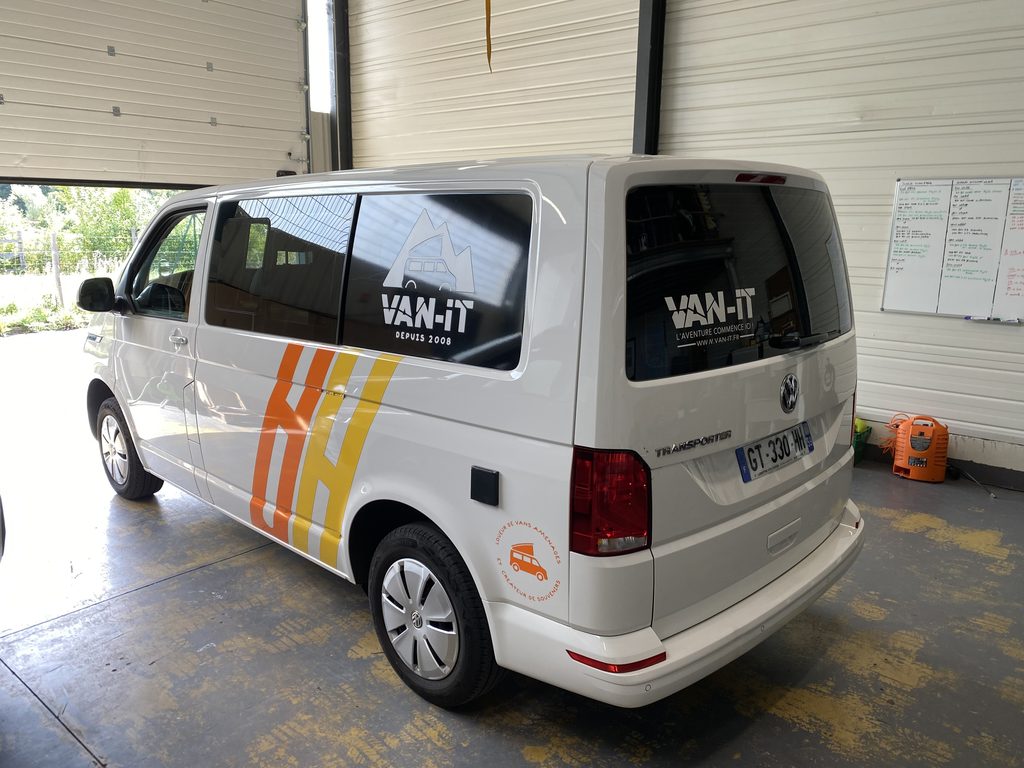 đ VOLKSWAGEN TRANSPORTER T6.1 amĂ©nagĂ© - VASP â 12/2023- garantie 12 mois â 2L TDI 110 cv â BVM - 95 000 kms - 38 900⏠- PrĂȘt Ă partir đ 4 IMG 0861