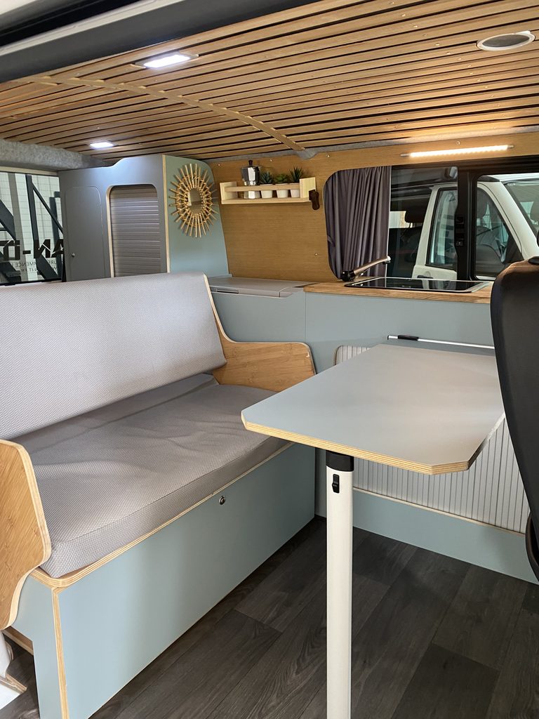 đ VOLKSWAGEN TRANSPORTER T6.1 amĂ©nagĂ© - VASP â 12/2023- garantie 12 mois â 2L TDI 110 cv â BVM - 95 000 kms - 38 900⏠- PrĂȘt Ă partir đ 10 IMG 0867