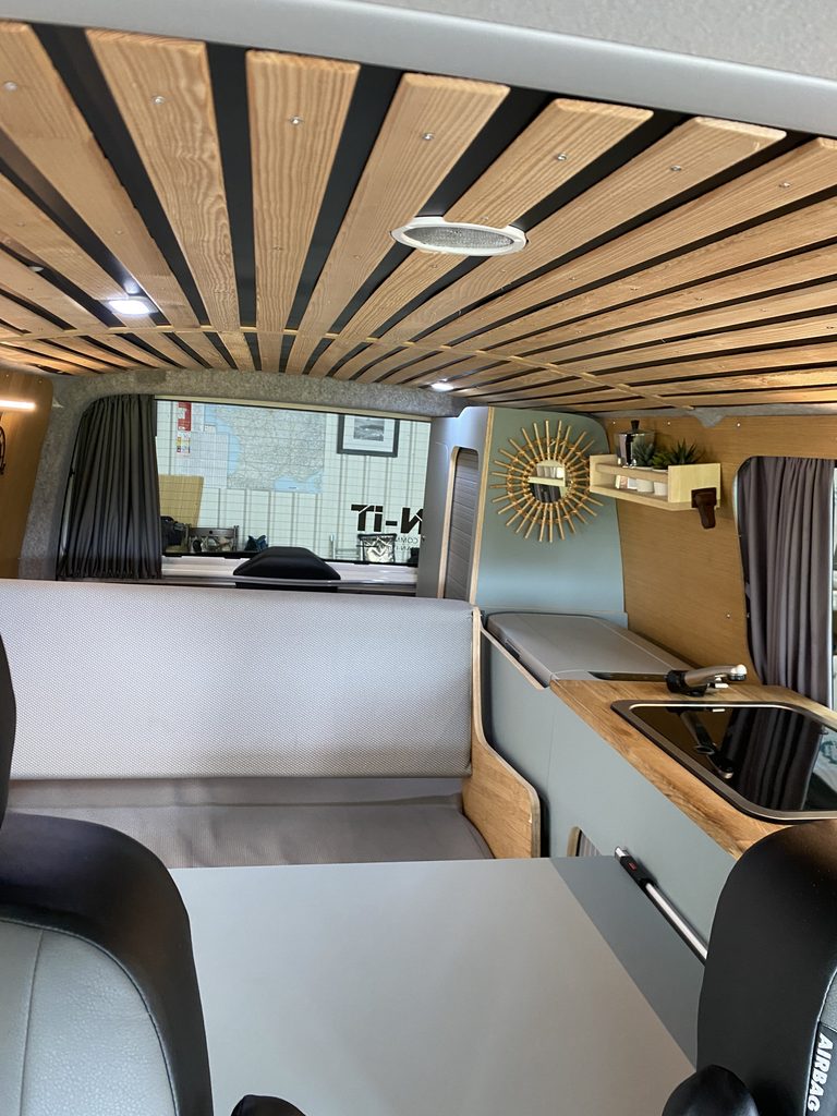 đ VOLKSWAGEN TRANSPORTER T6.1 amĂ©nagĂ© - VASP â 12/2023- garantie 12 mois â 2L TDI 110 cv â BVM - 95 000 kms - 38 900⏠- PrĂȘt Ă partir đ 11 IMG 0868