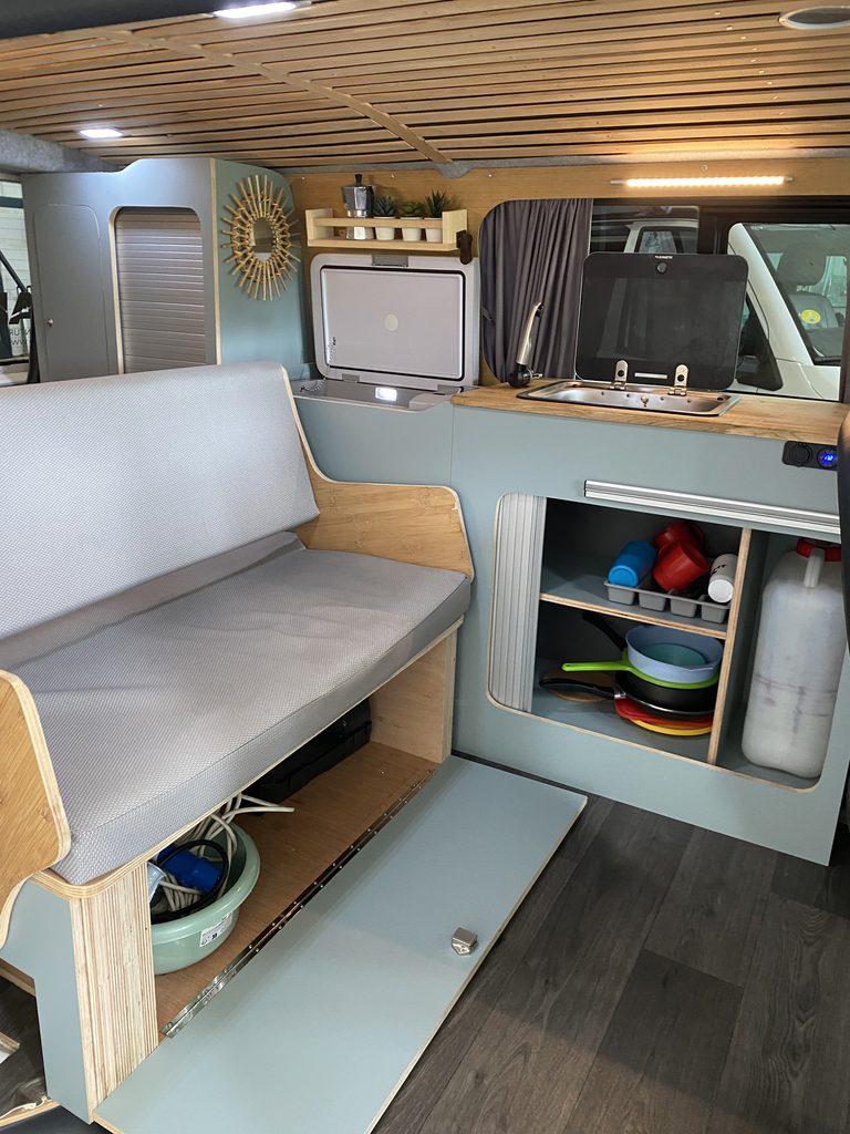 đ VOLKSWAGEN TRANSPORTER T6.1 amĂ©nagĂ© - VASP â 12/2023- garantie 12 mois â 2L TDI 110 cv â BVM - 95 000 kms - 38 900⏠- PrĂȘt Ă partir đ 13 IMG 0870